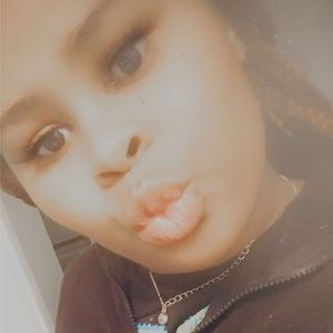 Meet your Posher, Charity